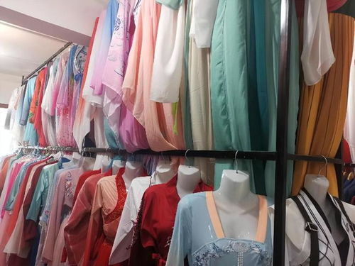 拉薩線上租衣服務 禮服、演出服裝一站式解決