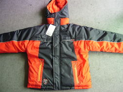 福州榮登貿易 專業男童小棉衣與服飾鞋帽零售批發服務