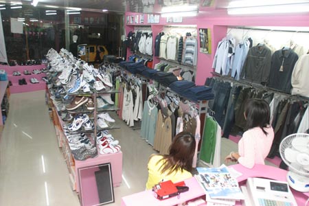 泉州小商品批發(fā)商的轉(zhuǎn)型之路 情定何方？